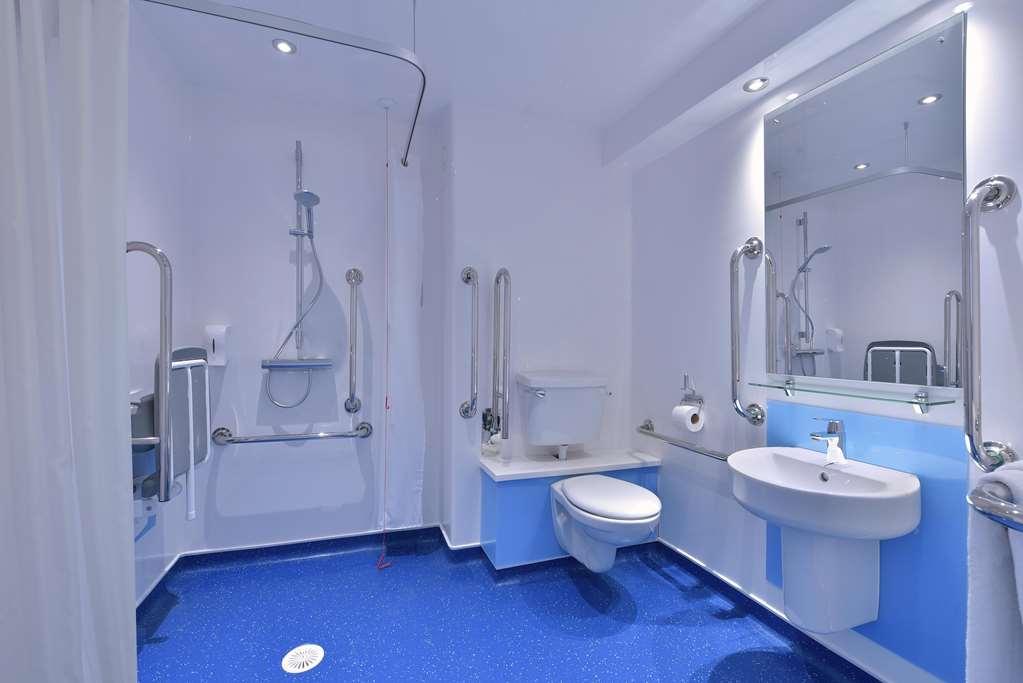 Travelodge Bradford Central Стая снимка