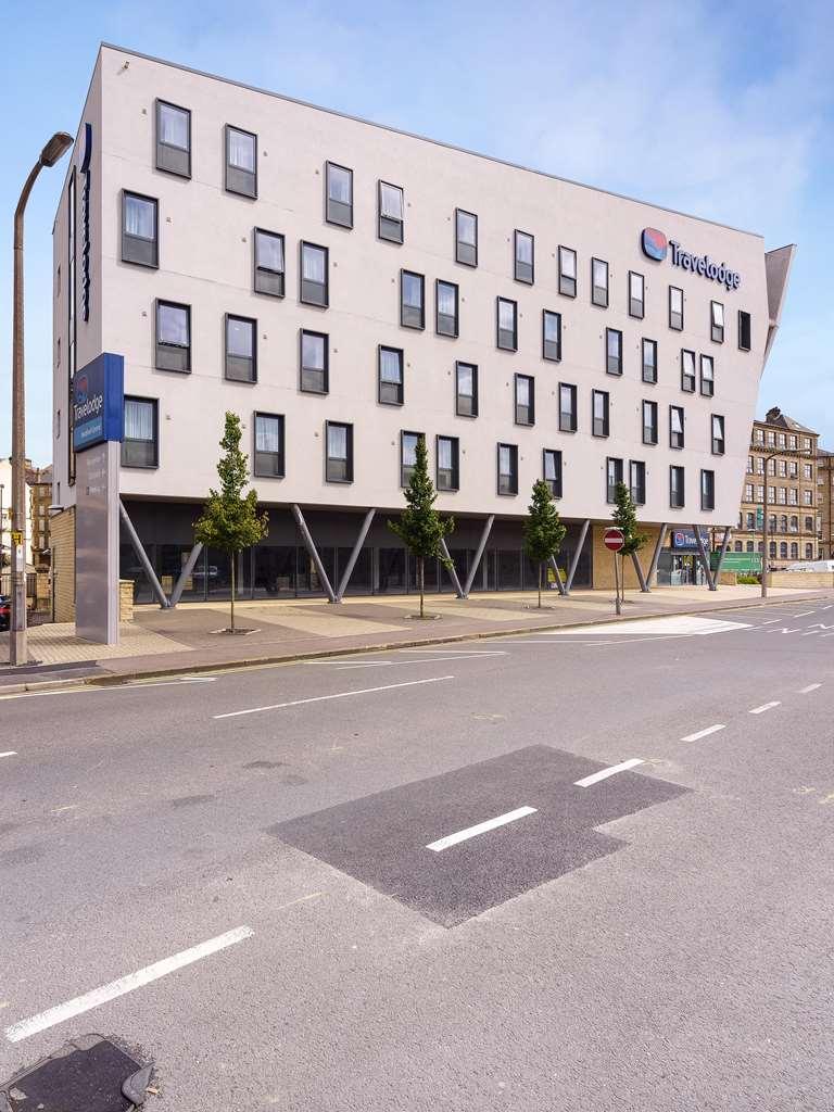 Travelodge Bradford Central Екстериор снимка